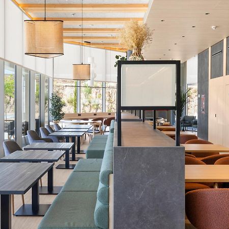 B&B Hotel Madrid Трес Кантос Екстериор снимка